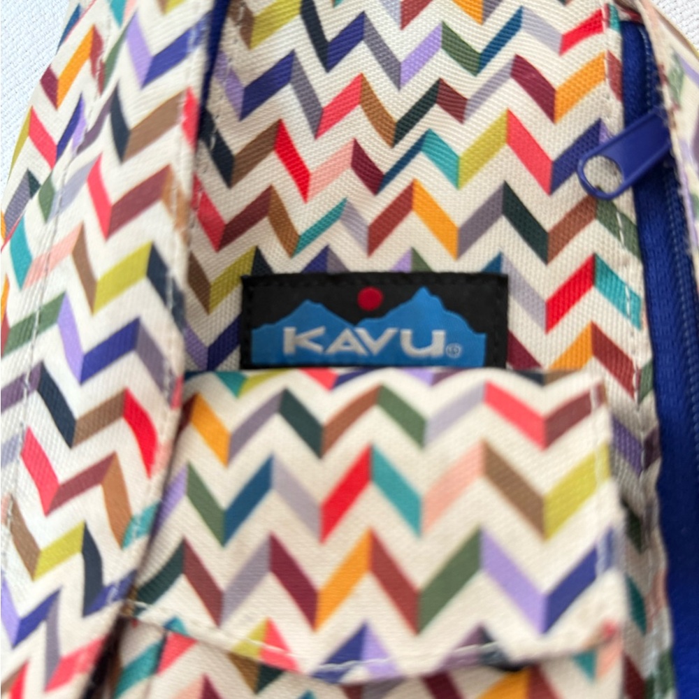 Kavu Multicolor Chevron Sling Bag - Picture 2 of 9